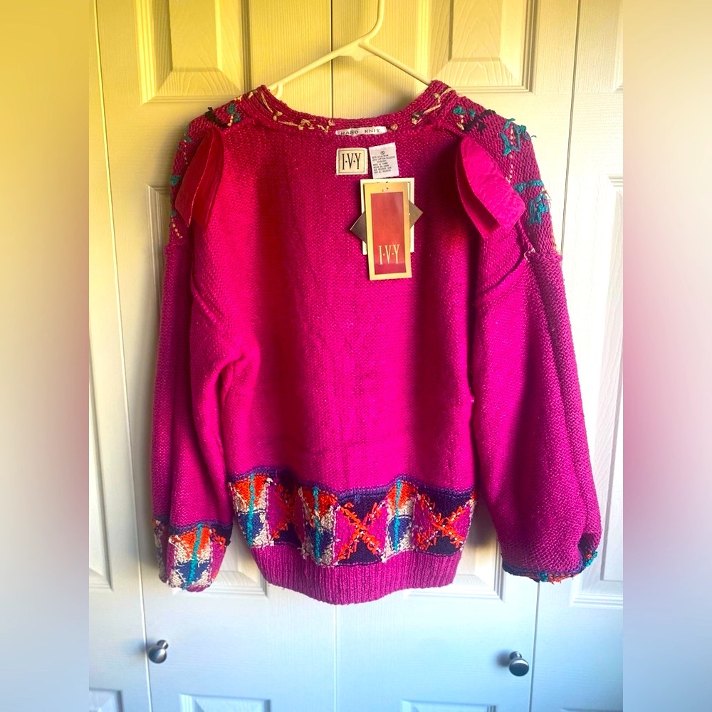 NWT Hand Knit Vintage style Silk Blend Patterned V-Neck Cardigan Size S - Picture 11 of 12